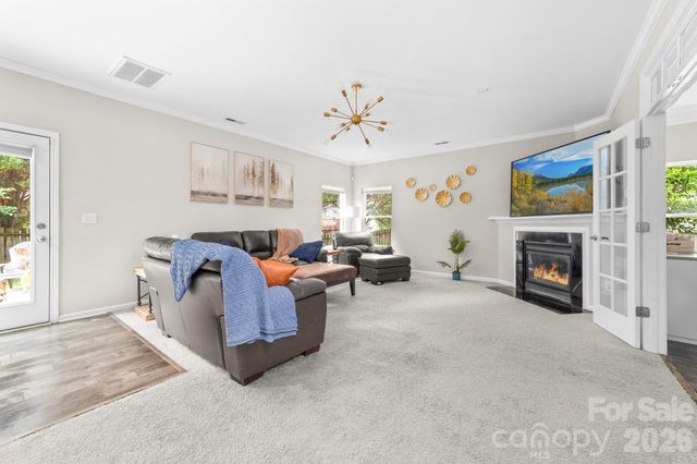 1525 Ladora Drive, Charlotte, NC 28262