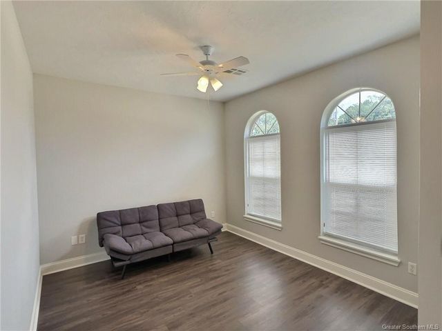 1825 E Prien Lake Road, Lake Charles, LA 70601