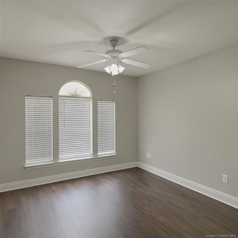 1825 E Prien Lake Road, Lake Charles, LA 70601