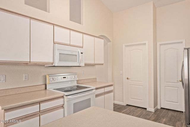 7927 E CABALLERO Street, Mesa, AZ 85207