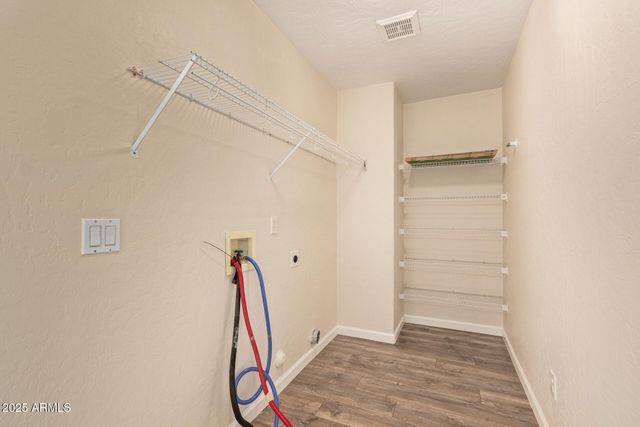 7927 E CABALLERO Street, Mesa, AZ 85207