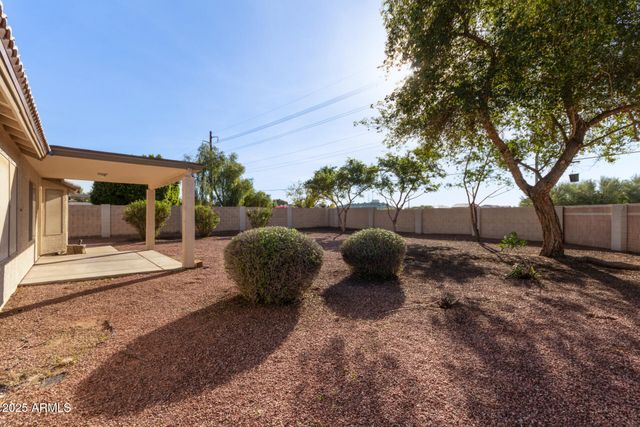 7927 E CABALLERO Street, Mesa, AZ 85207