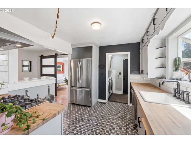 5090 Sw 141ST Ave, Beaverton, OR 97005