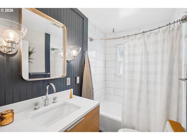 5090 Sw 141ST Ave, Beaverton, OR 97005