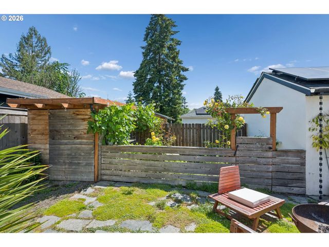 5090 Sw 141ST Ave, Beaverton, OR 97005