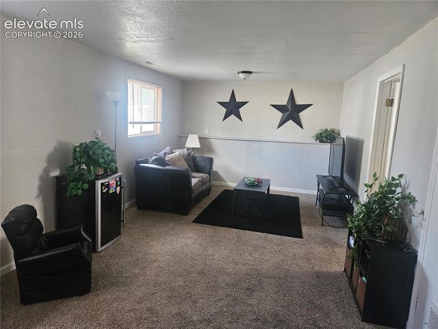 54 Bridle Trail, Pueblo, CO 81005