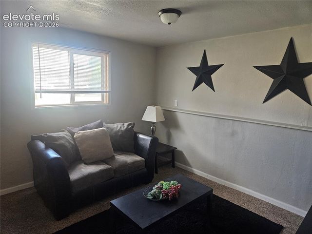 54 Bridle Trail, Pueblo, CO 81005