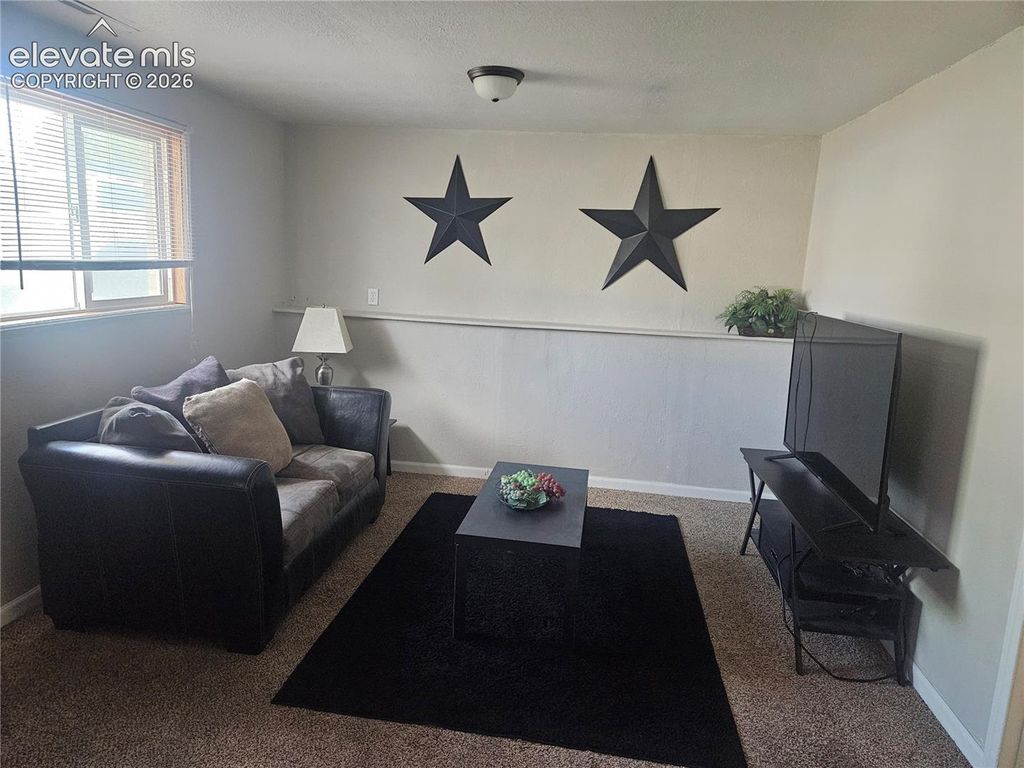 54 Bridle Trail, Pueblo, CO 81005 — photo 2