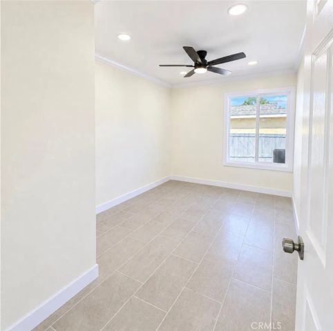 7031 Hood Avenue A, Huntington Park, CA 90255