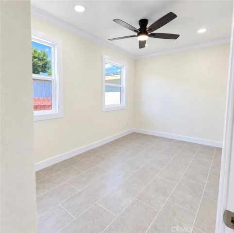 7031 Hood Avenue A, Huntington Park, CA 90255