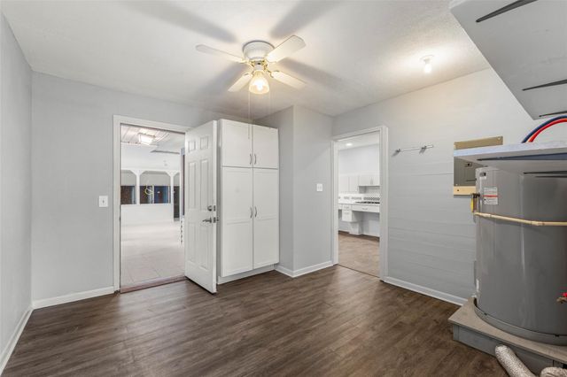 1327 Hodges Lane, Wharton, TX 77488