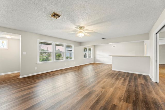1327 Hodges Lane, Wharton, TX 77488