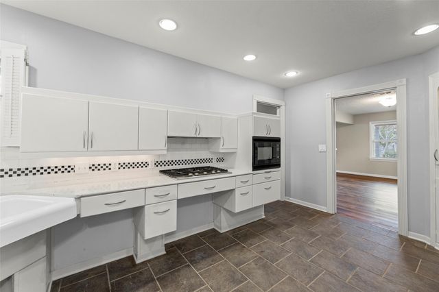 1327 Hodges Lane, Wharton, TX 77488