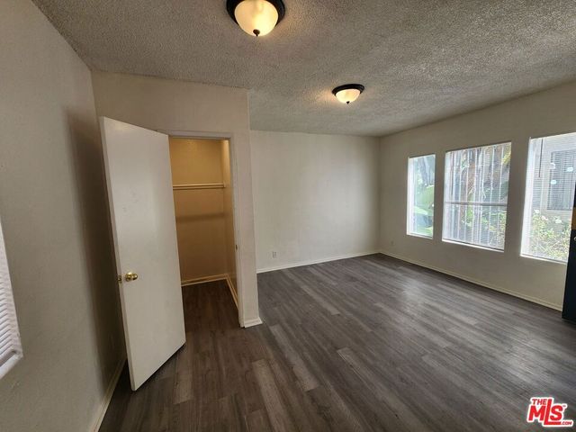 534 W 47th Street 5, Los Angeles, CA 90037