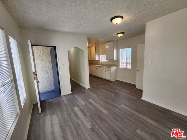 534 W 47th Street 5, Los Angeles, CA 90037