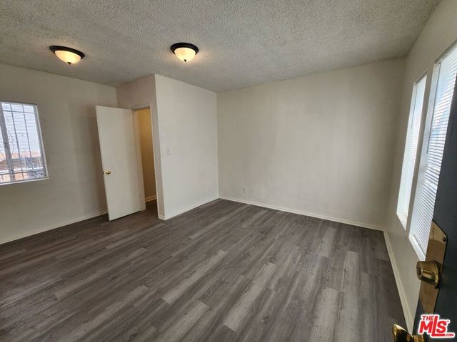 534 W 47th Street 5, Los Angeles, CA 90037