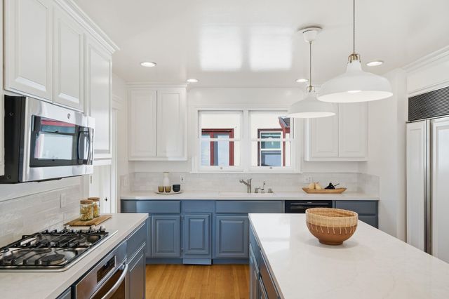 2401 Carleton Street, Berkeley, CA 94704