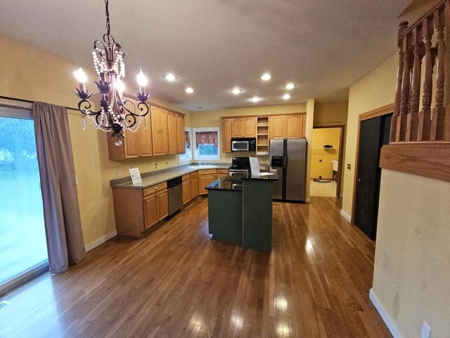 1523 St Albert The Great Drive, Sun Prairie, WI 53590