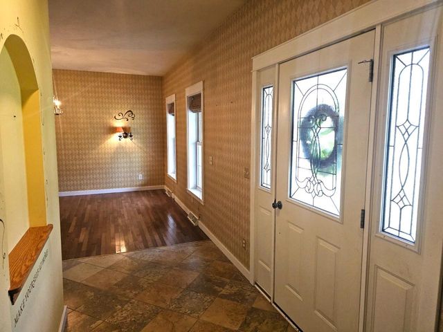 1523 St Albert The Great Drive, Sun Prairie, WI 53590