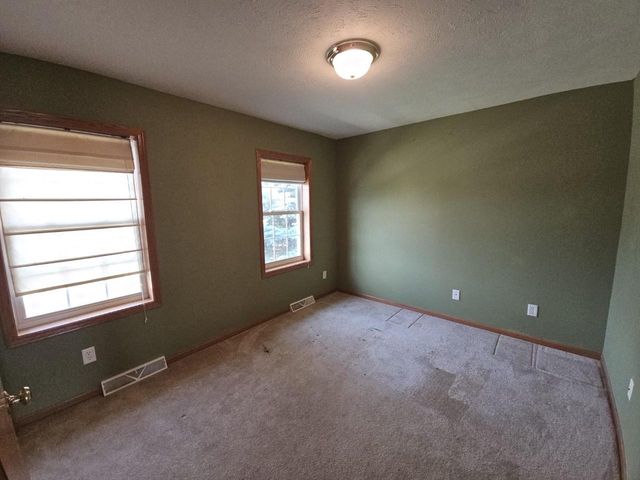 1523 St Albert The Great Drive, Sun Prairie, WI 53590