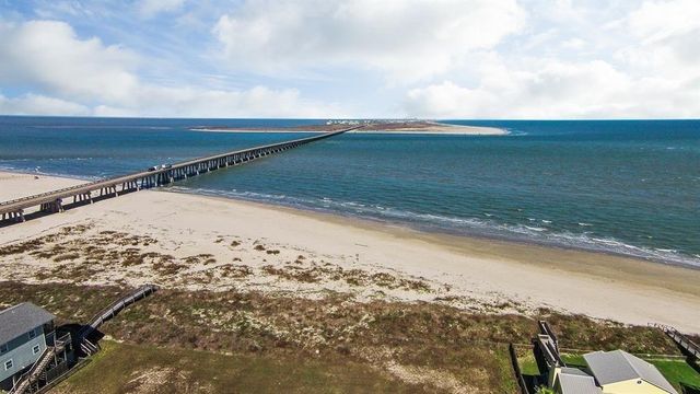 13231 Gulf Beach Drive, Freeport, TX 77541