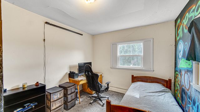 404 Maple Avenue, La Porte, IN 46350