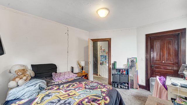 404 Maple Avenue, La Porte, IN 46350