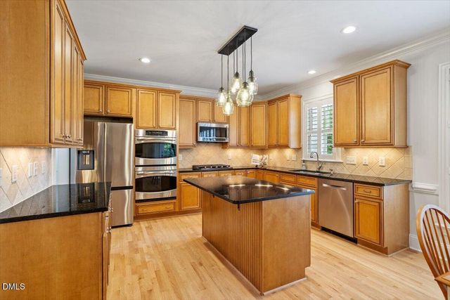 110 Lantern Ridge Lane, Cary, NC 27519