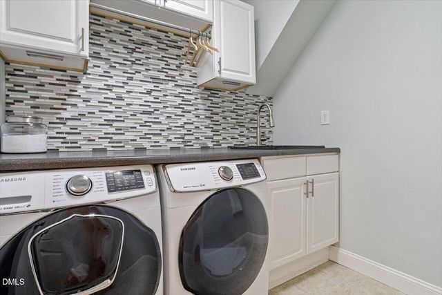 110 Lantern Ridge Lane, Cary, NC 27519