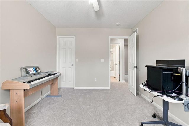 525 Parma Way, Gardner, KS 66030
