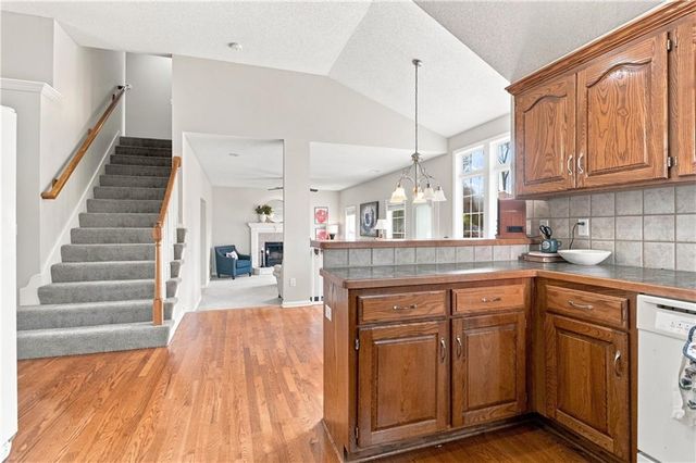 525 Parma Way, Gardner, KS 66030