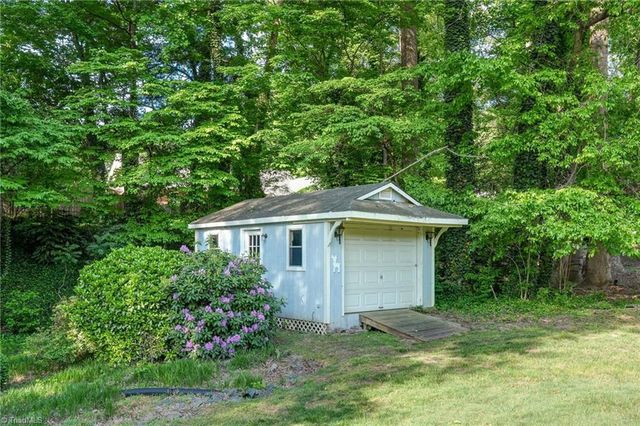 1019 Sherwood Drive, Reidsville, NC 27320