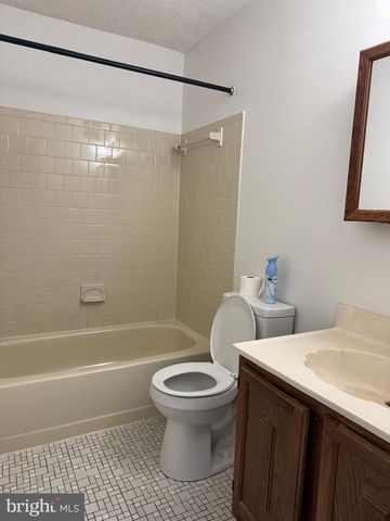 6204 CIPRIANO RD, Lanham, MD 20706