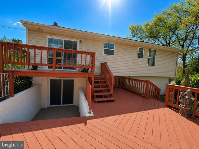 6204 CIPRIANO RD, Lanham, MD 20706