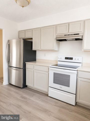 6204 CIPRIANO RD, Lanham, MD 20706