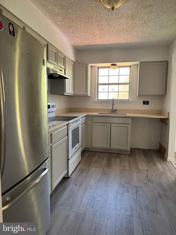 6204 CIPRIANO RD, Lanham, MD 20706