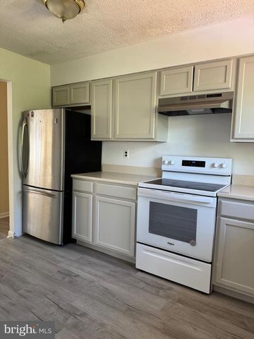 6204 CIPRIANO RD, Lanham, MD 20706