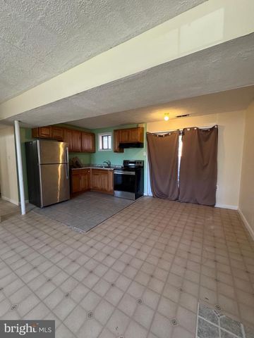 6204 CIPRIANO RD, Lanham, MD 20706