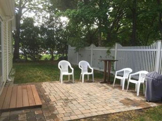 633 Saw Mill Brook Pkwy, Newton, MA 02459