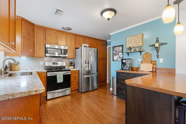 1303 BELLEMEADE Boulevard, Jacksonville, FL 32211