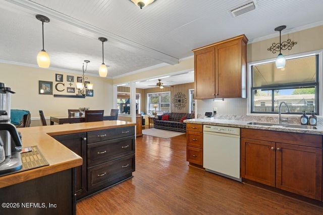 1303 BELLEMEADE Boulevard, Jacksonville, FL 32211