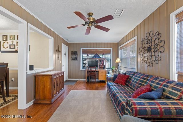 1303 BELLEMEADE Boulevard, Jacksonville, FL 32211