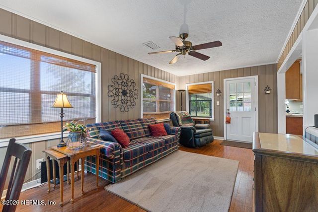 1303 BELLEMEADE Boulevard, Jacksonville, FL 32211