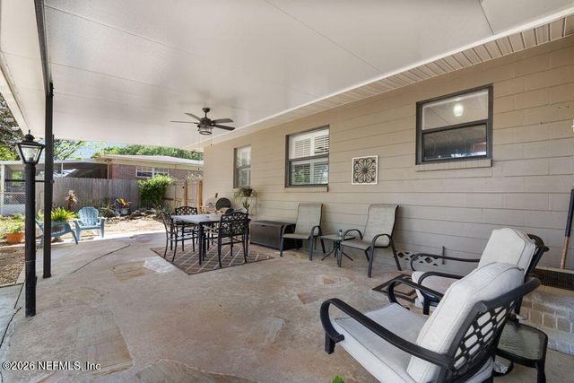 1303 BELLEMEADE Boulevard, Jacksonville, FL 32211