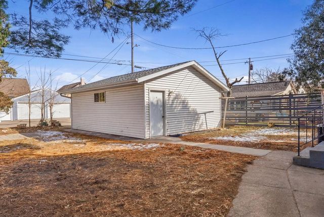 1521 Travis STREET, La Crosse, WI 54601