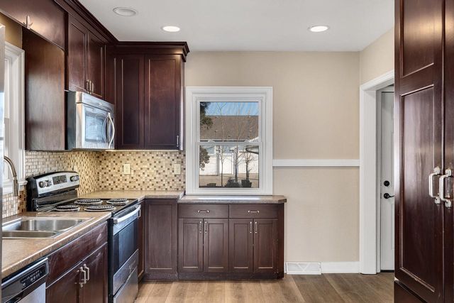 1521 Travis STREET, La Crosse, WI 54601