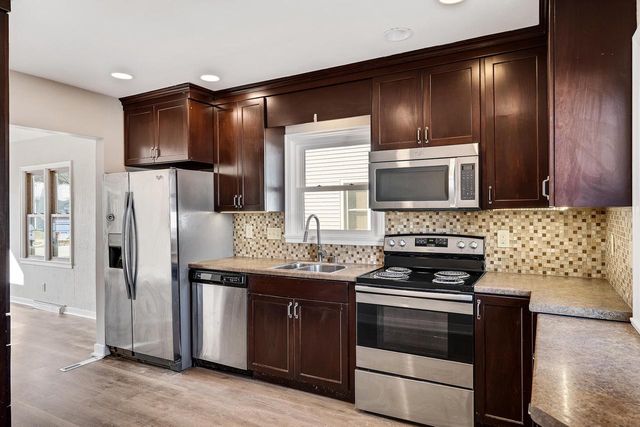 1521 Travis STREET, La Crosse, WI 54601