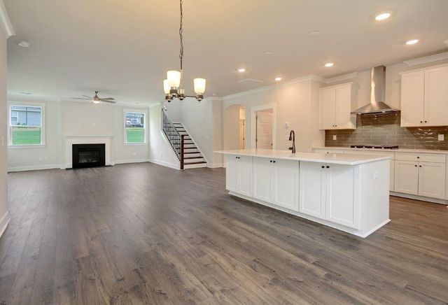 1100 Creek Pointe Drive, Moncks Corner, SC 29461