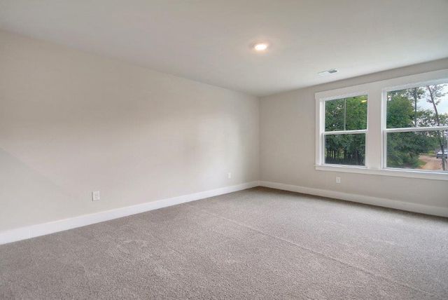 1100 Creek Pointe Drive, Moncks Corner, SC 29461