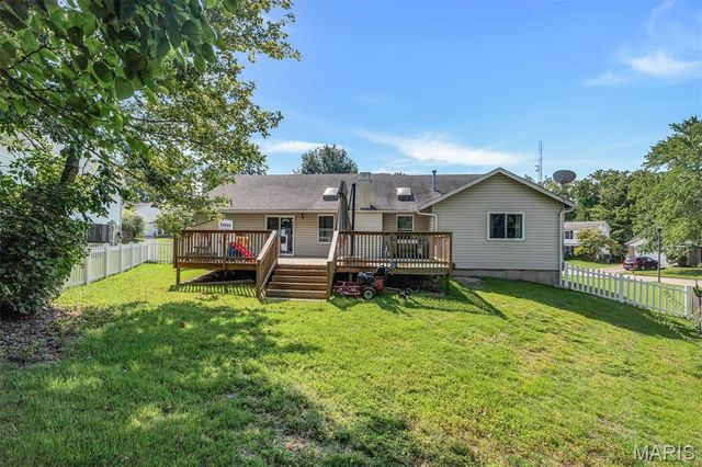 2003 Krause Hill Place, Florissant, MO 63031